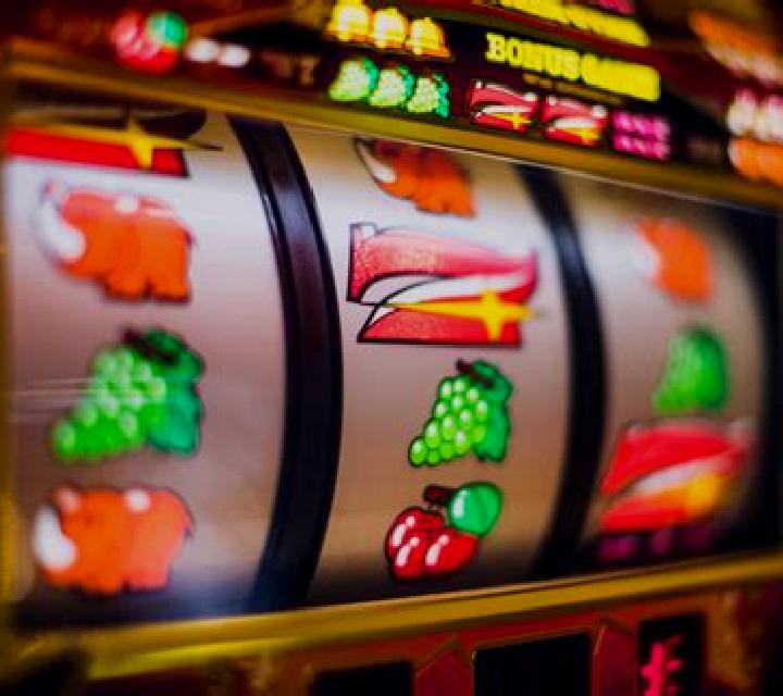 Rush Football Live slot machine