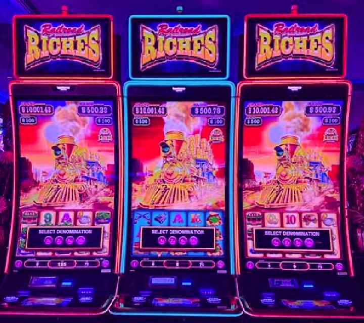 Rust and Riches slot machine
