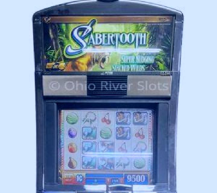 Sabertooth slot machine