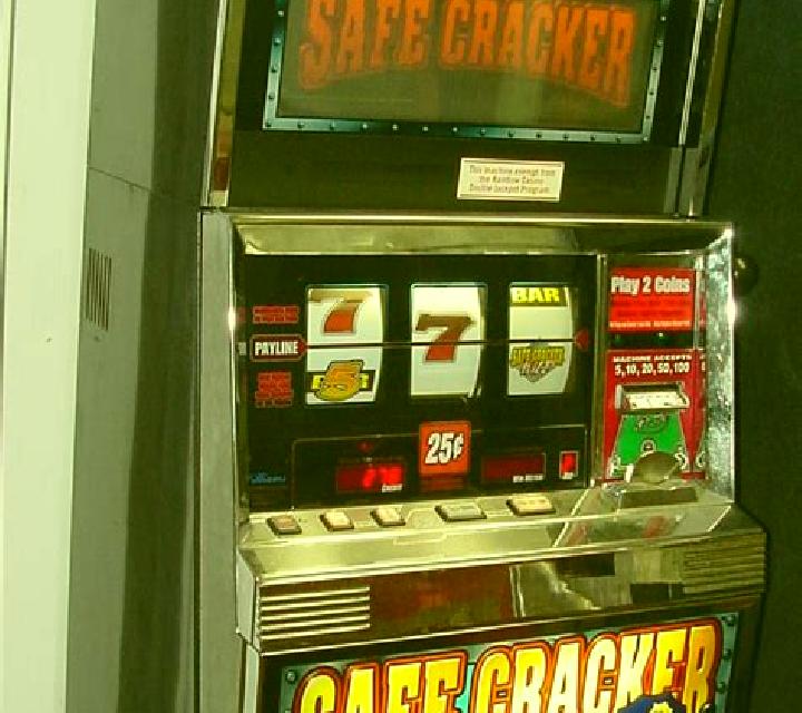 Safe Cracker (Gameiom) slot machine
