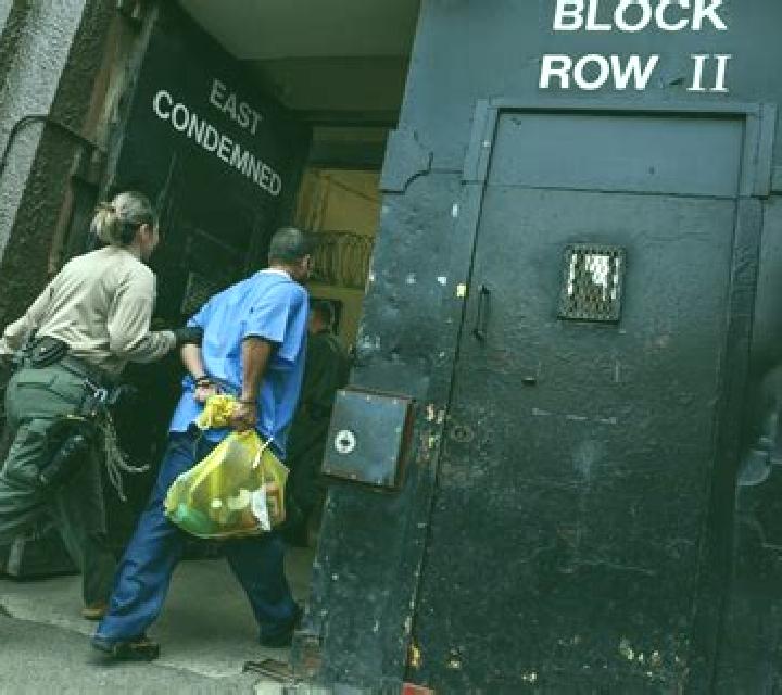 San Quentin Manhunt slot machine