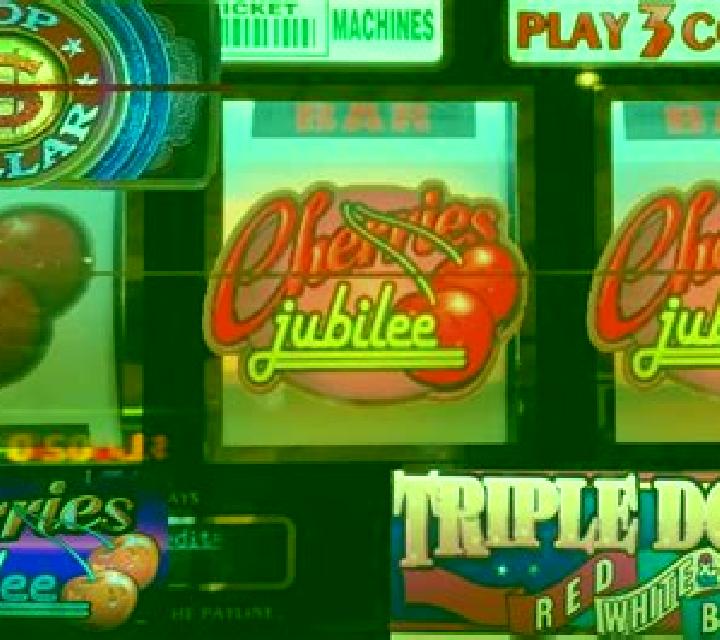 Santa s Workshop (Triple Cherry) slot