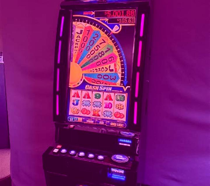 Sapphire Spin slot machine