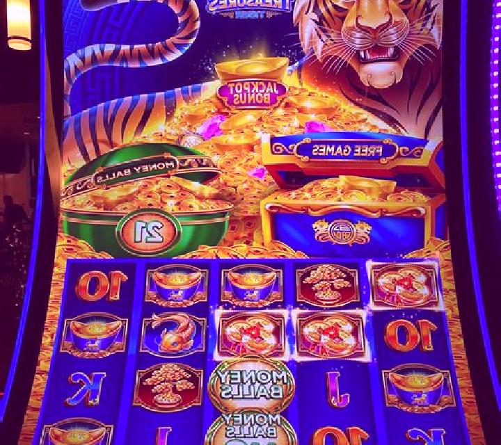 Sapphire Tiger slot machine