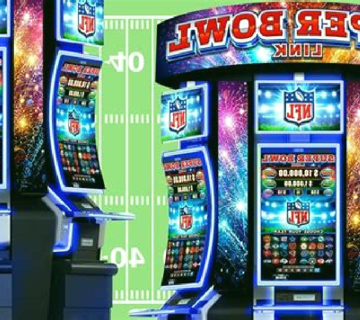 Savage Sunday Bowl slot machine