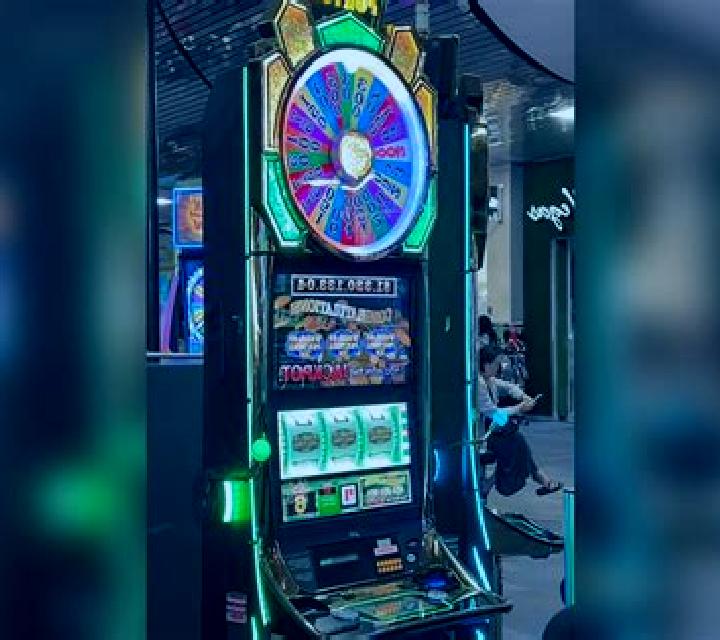 Scarab Wheel slot machine