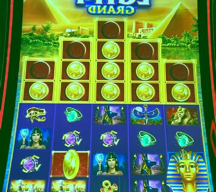 Scroll of Egypt slot machine