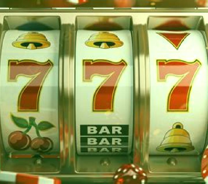 Secret 7s slot machine