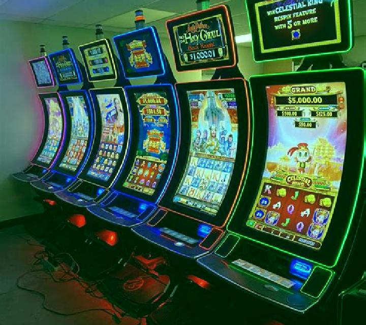 Sevens High (Royal Slot Gaming) slot machine