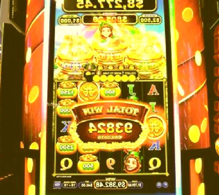 Shamrock Fortunes slot machine