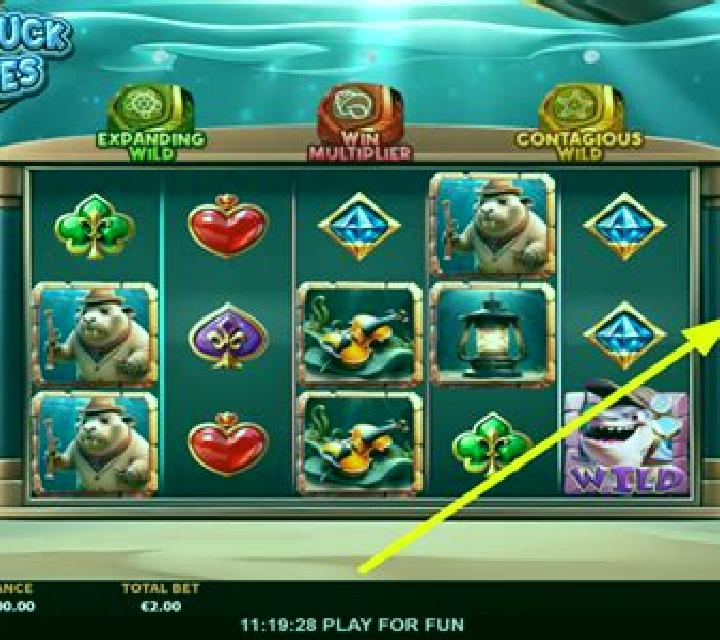 Sharkluck Holmes slot