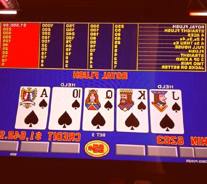 Sheriff Wild Hand Video Poker online slot