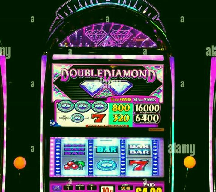 Shining Diamond slot machine