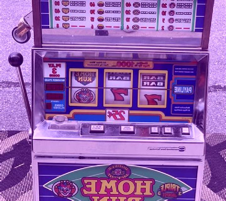 Silver Lux: Coin Run slot machine