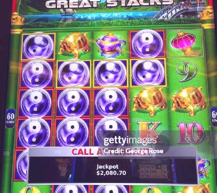 Silver Lux: Coin Stacks slot machine
