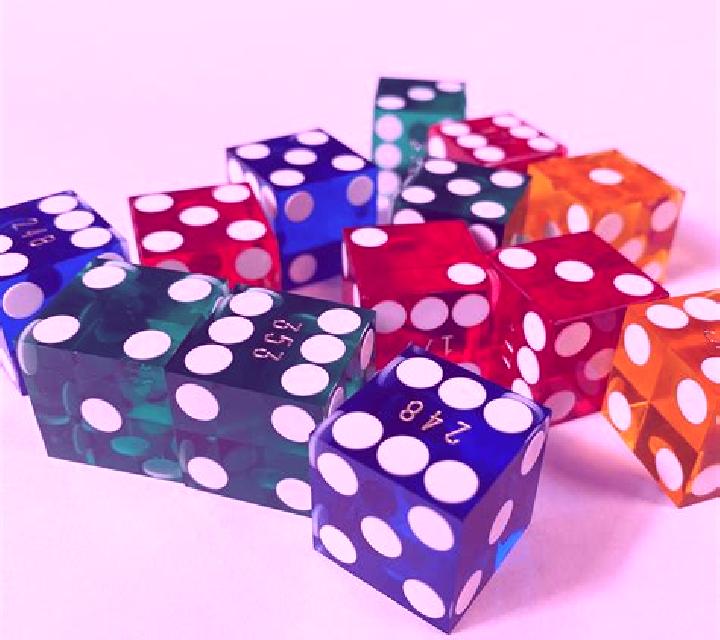 Simply Hot 4 Dice slot game