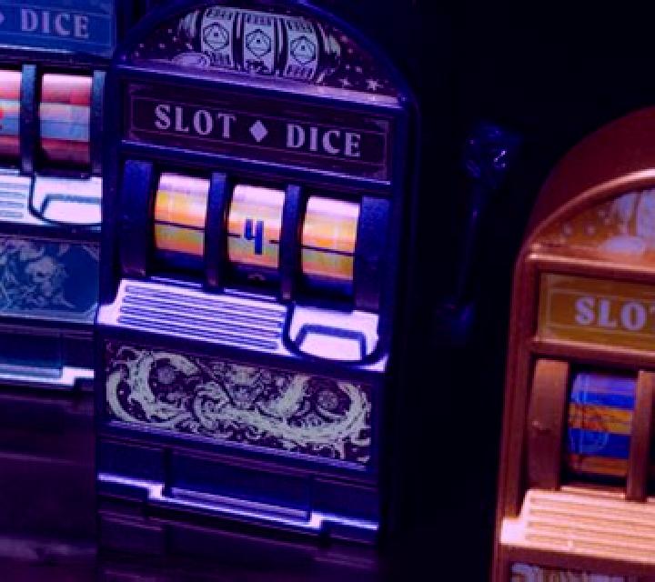 Simply Hot XL 100 Dice slot machine