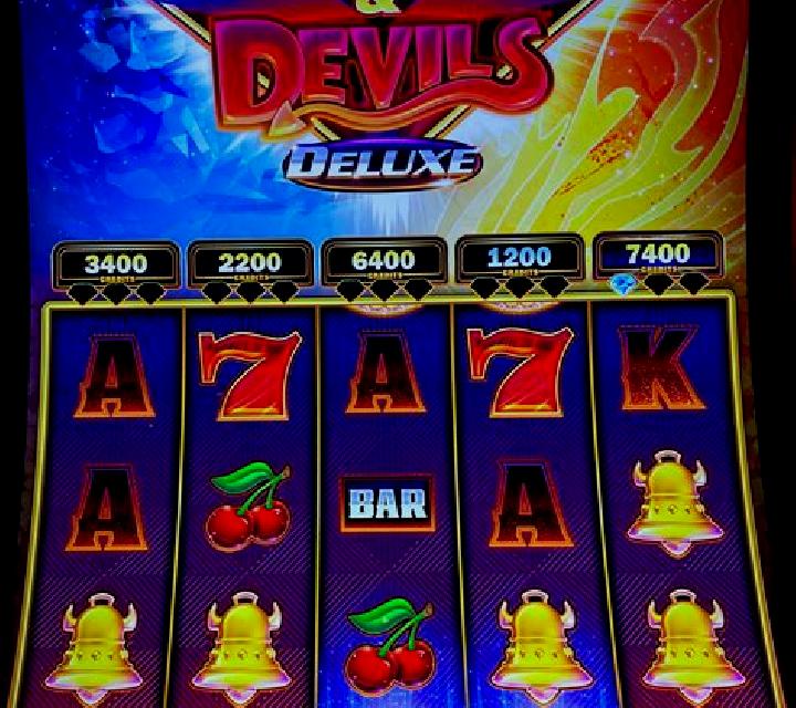 Sizzling Diamonds slot machine