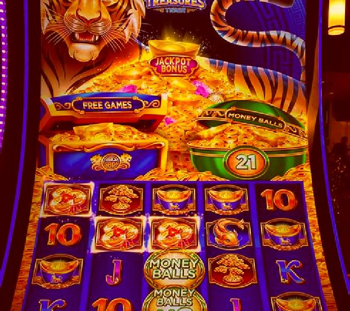 Skull Kings Treasure slot machine
