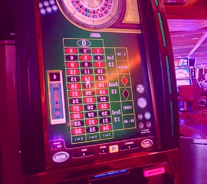 Sky Roulette slot machine
