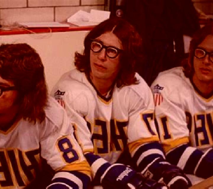 Slap Shot slot