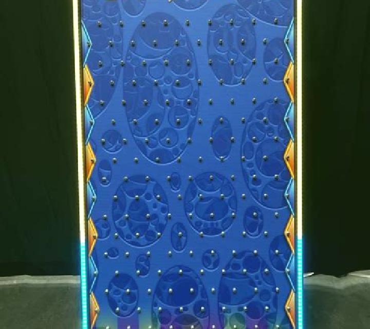 Snowball Plinko slot game