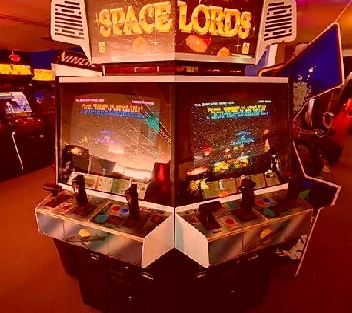Space Lords slot machine