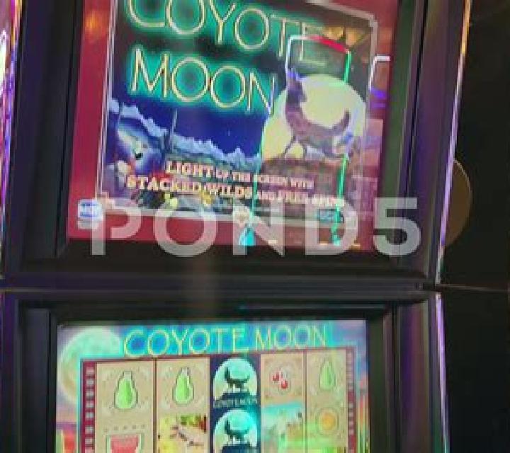 Space Quest: Moon online slot