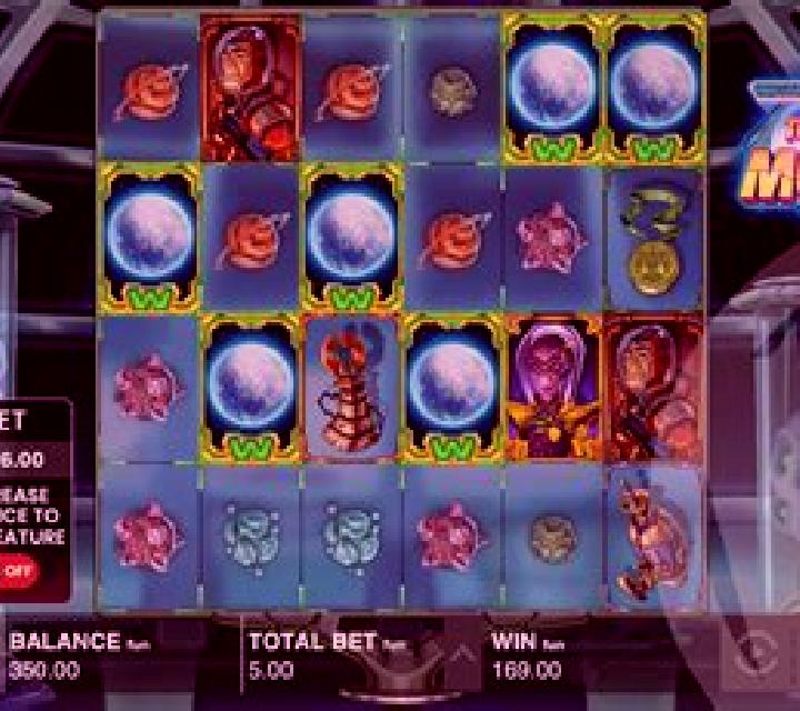 Space Quest: Moon slot