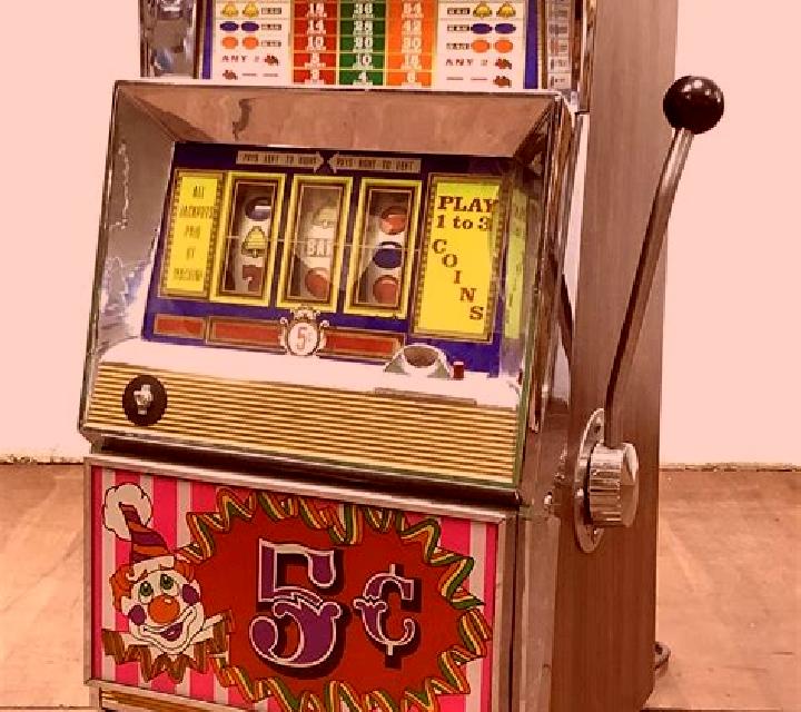 Spin & Collect 5 slot machine