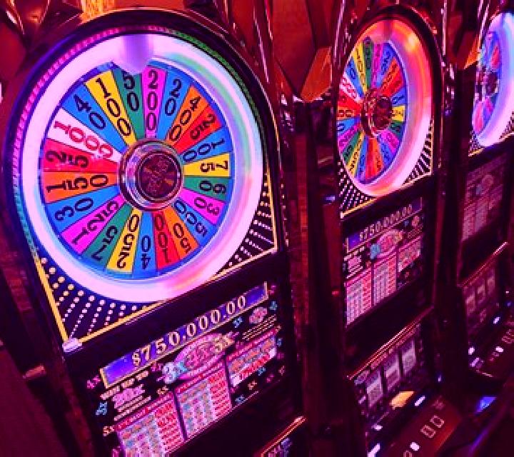 Spin It Vegas slot machine