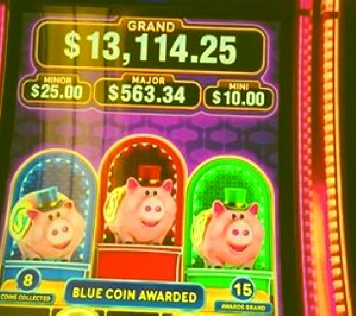 Squeak slot machine