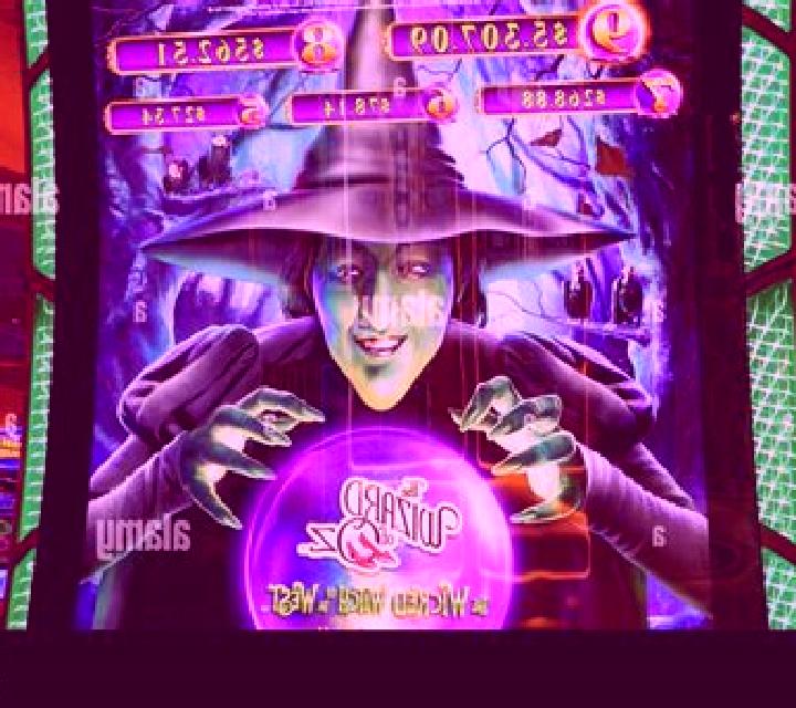 Starry Witch slot machine