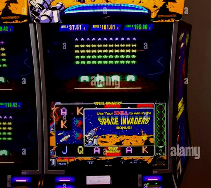 Stars Invaders slot machine