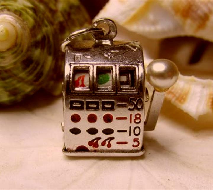 Sterling Silver 3D/2D slot machine