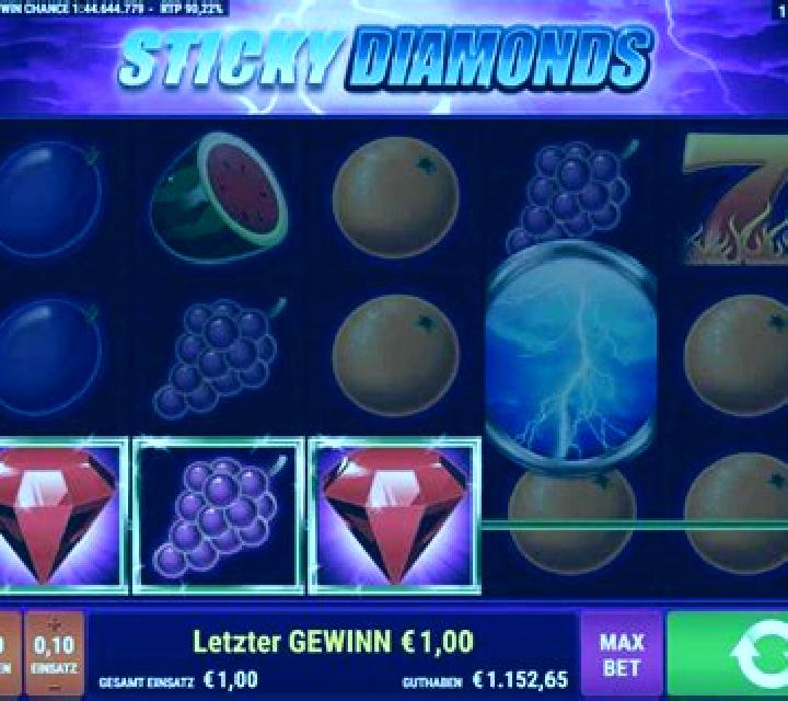 Sticky Diamonds Flaming Link slot machine
