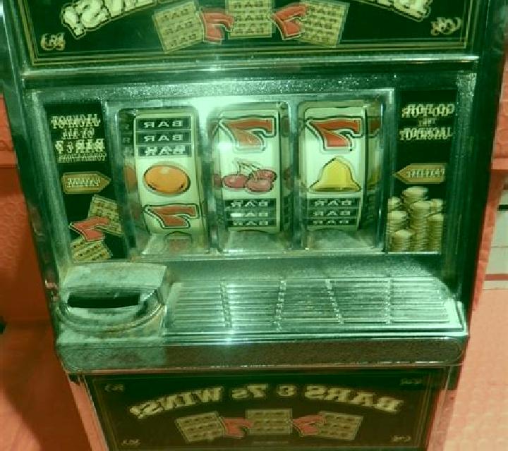Stormin 7s slot machine