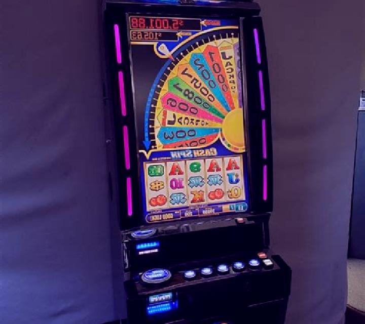 Straight Cash Triple Double Spin slot machine
