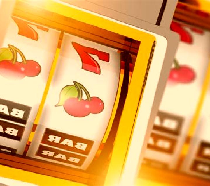 Straight Down the Middle slot machine