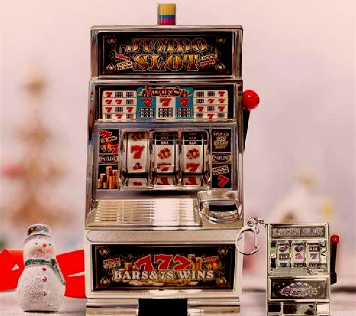 Striker Queen: Power Coins slot machine