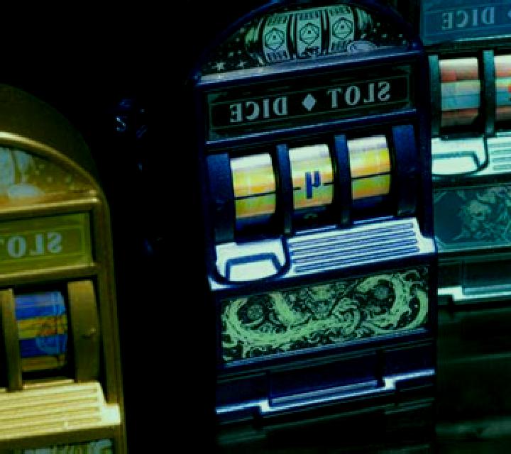 Stunning Cash Ultra Dice slot machine