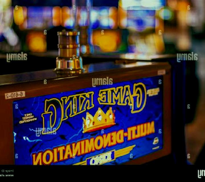 Stunning Crown 100 online slot