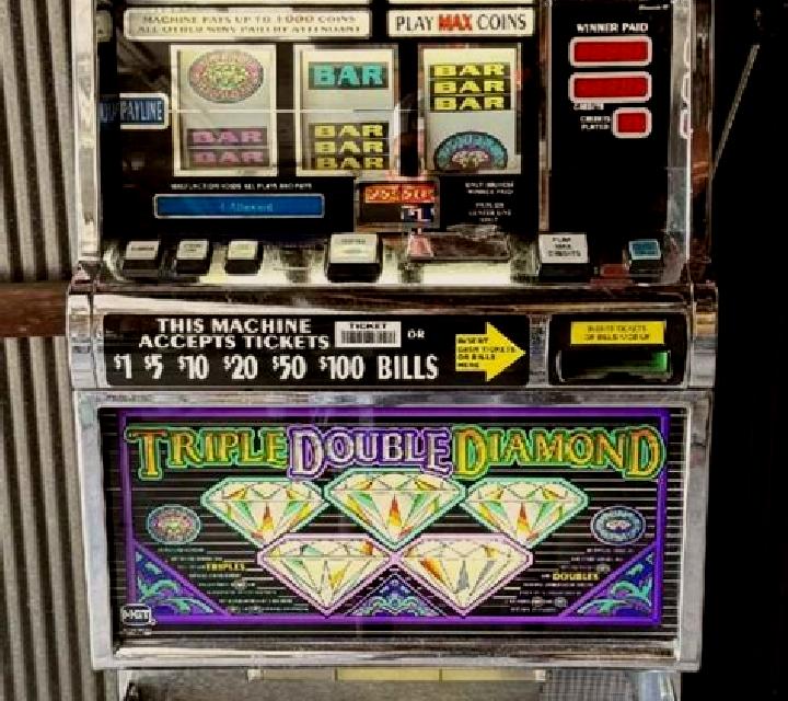 Sugar Paws 2000 slot
