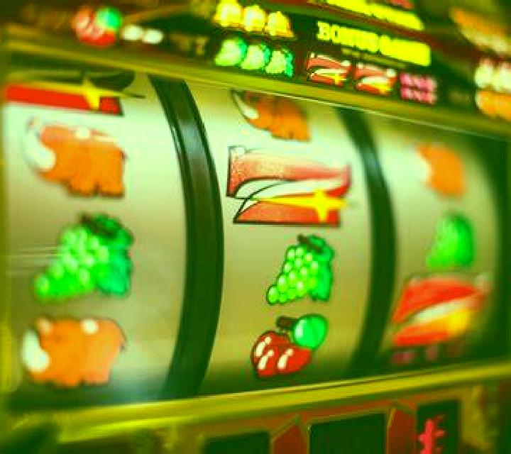 Sumo (Wager Gaming) slot machine