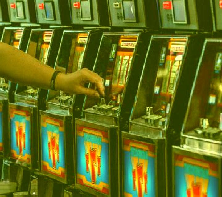Super 8 (Popular Gaming) slot