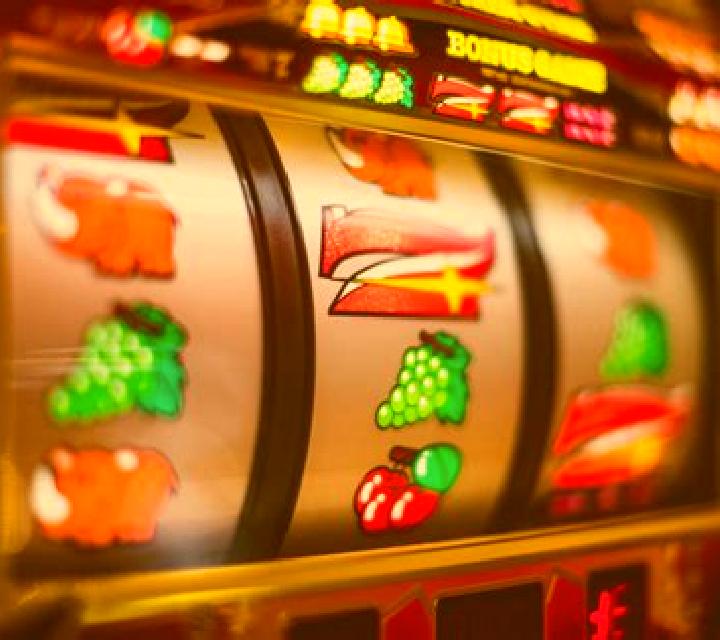 Super Fruit (e-gaming) slot machine