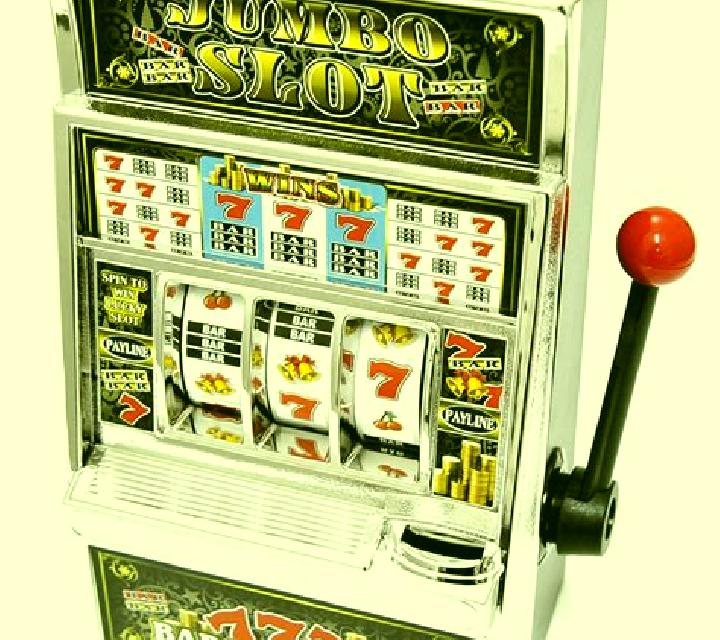 Super Piggy Coins slot machine