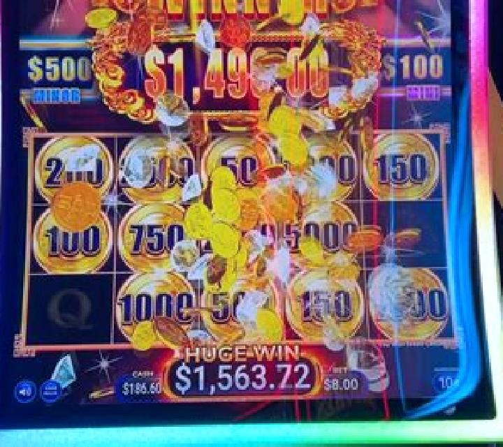 Super Wild: Hold and Spin slot machine