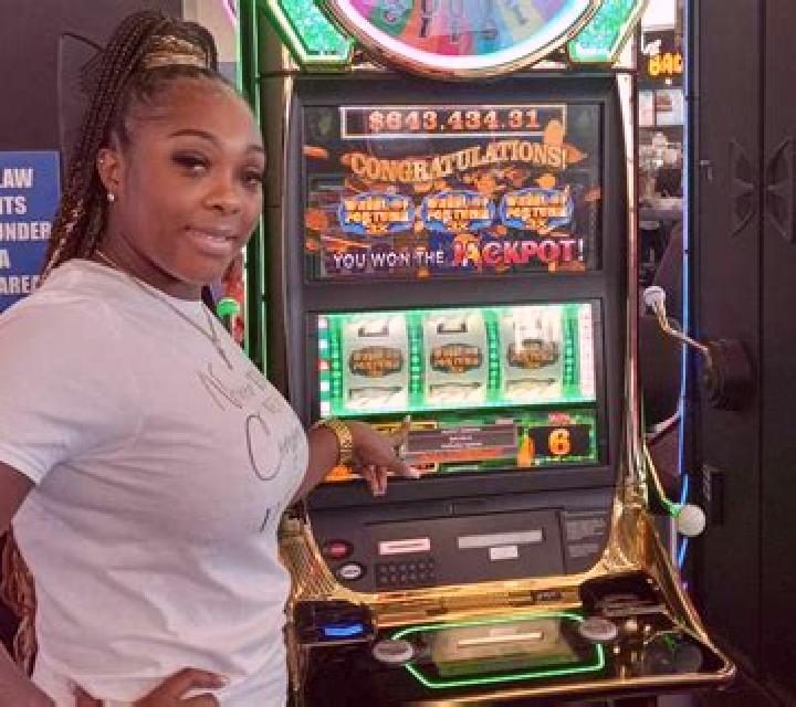 Superola slot machine