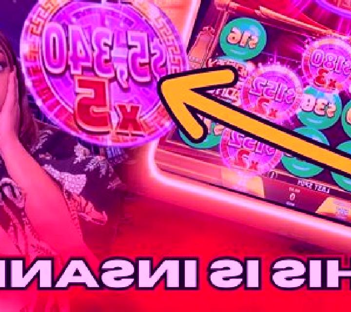 Surfing Beauties slot game
